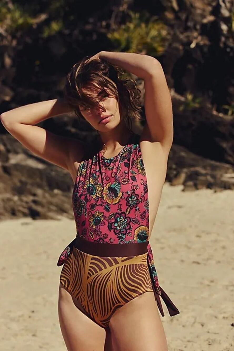 New FREE PEOPLE free-est Orchid One-Piece Swimsuit $198 SMALL Auburn Bali Floral